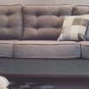 Mona FM et Home Lab vous offrent un canapé d'une valeur de 1399€