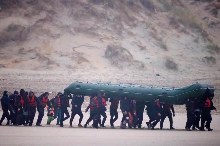 27 migrants sont morts au large de Calais
